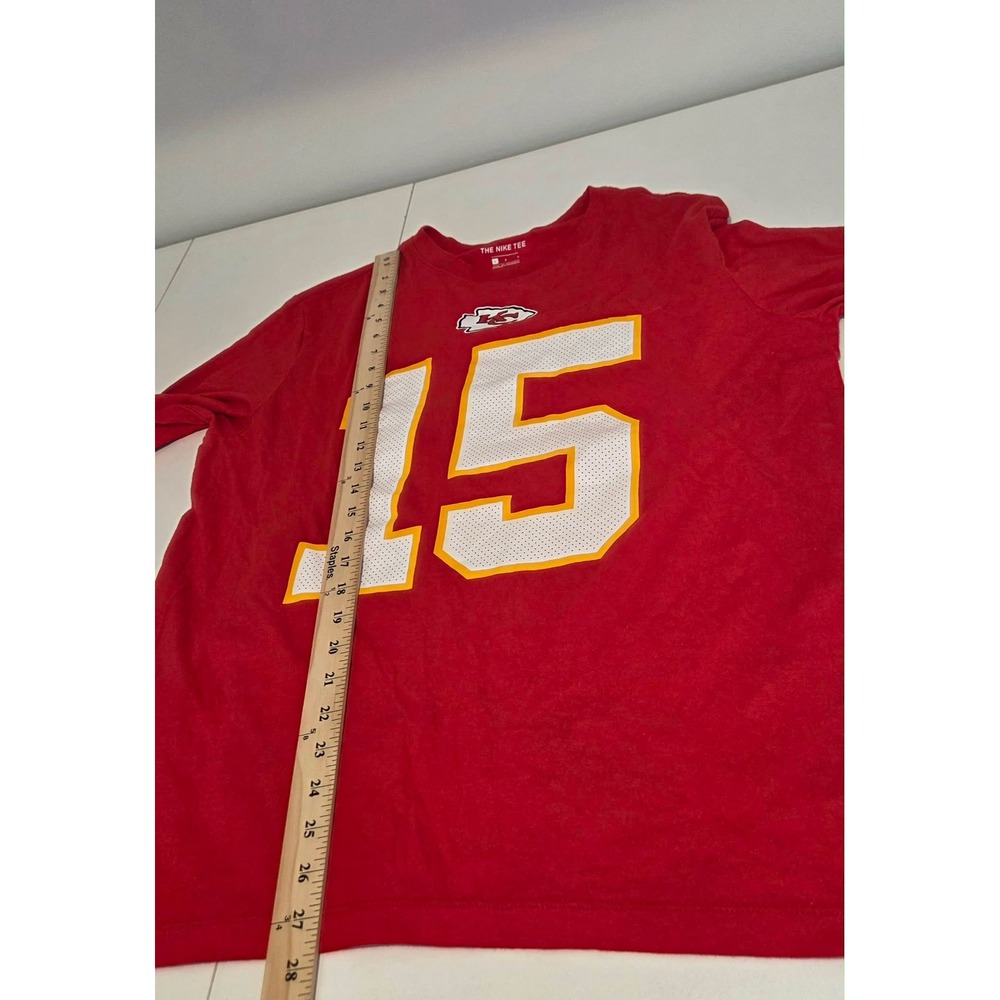 Nike Kansas City Chiefs Patrick Mahomes 15 Long Sleeve T-Shirt Large Red - Picture 9 of 9